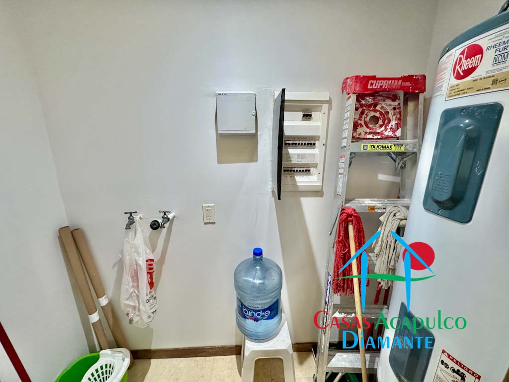 Península Loft 352 - Lavandería 1